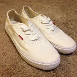 Levi's Pure White Sneakers